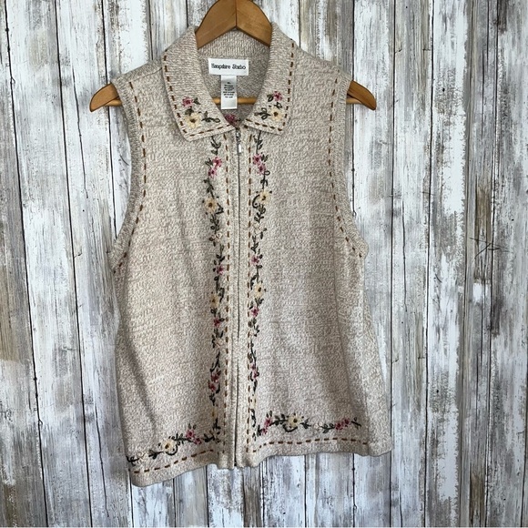 vintage Sweaters - Hampshire Studio 1990s Beige Vintage Embroidered Sweater Vest Zip Women’s XL